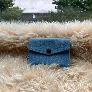 NWOT Portland Leather Goods Almost Perfect Card Wallet in Pebbled Light Blue